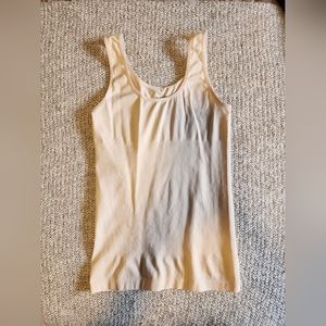 Yummie S/M 2-way shaping tank in Frappe